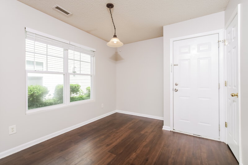 2,090/Mo, 63 Brookhaven Dr Clayton, NC 27527 Dining Room View