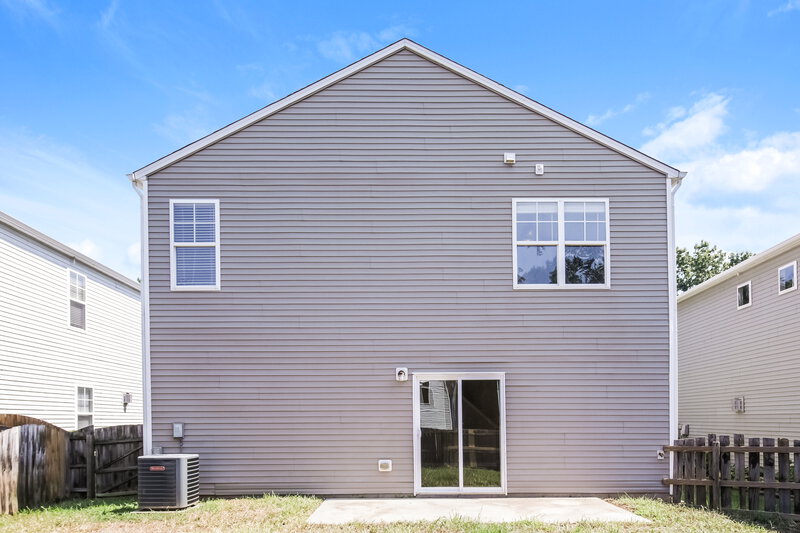 2,090/Mo, 63 Brookhaven Dr Clayton, NC 27527 Rear View