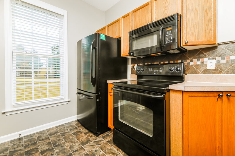 1,765/Mo, 141 Hutson Ln Clayton, NC 27527 Kitchen View 2