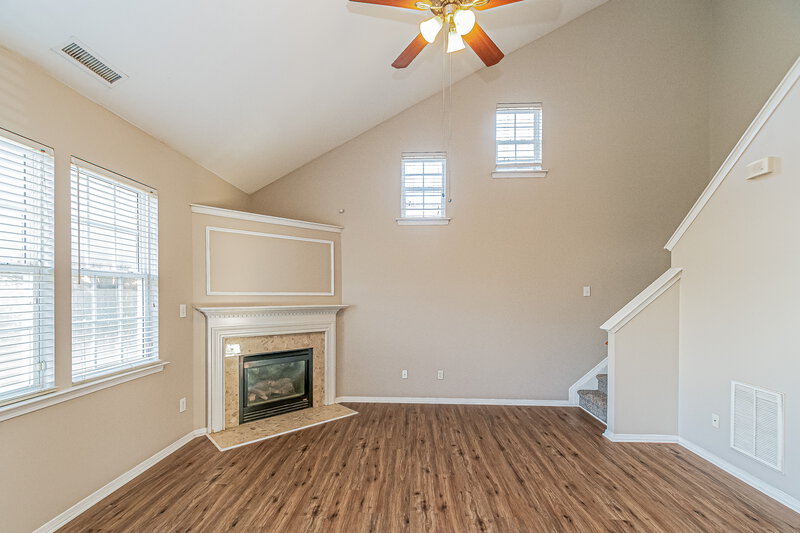 1,830/Mo, 1017 Dewberry Ct Clayton, NC 27520 Living Room View