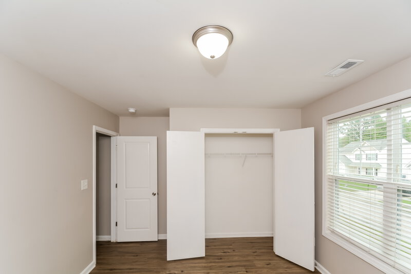 2,640/Mo, 1218 Braemar Highland Dr Zebulon, NC 27597 Bedroom View