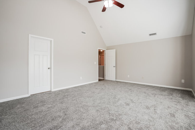2,280/Mo, 5045 Stonewood Pines Dr Knightdale, NC 27545 Main Bedroom View 2