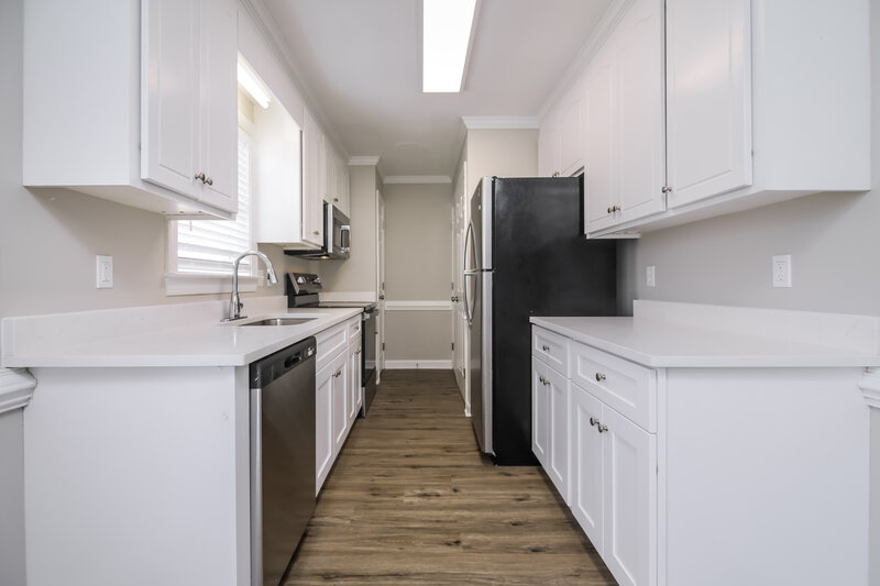 1,925/Mo, 204 Hunter Way Clayton, NC 27520 Kitchen View