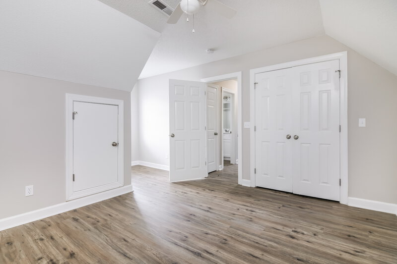 1,925/Mo, 204 Hunter Way Clayton, NC 27520 Main Bedroom View