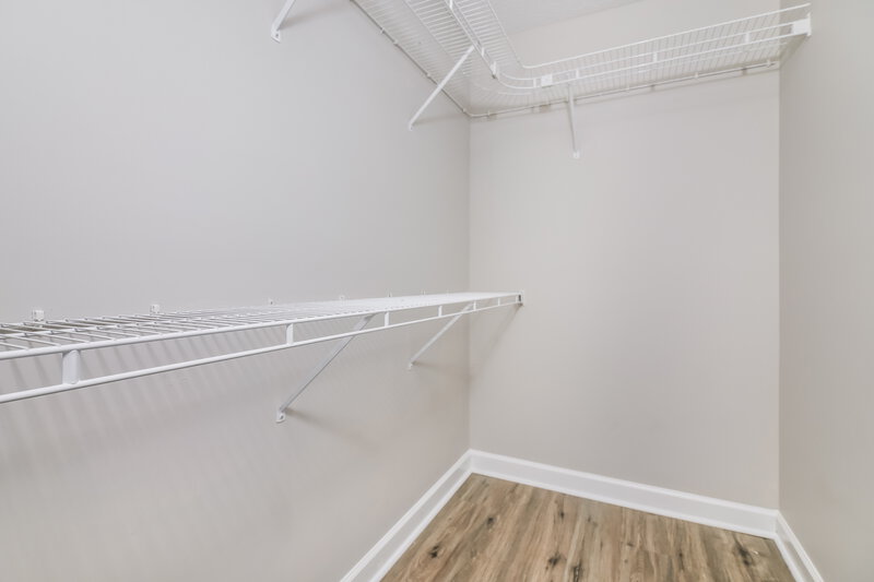 1,925/Mo, 204 Hunter Way Clayton, NC 27520 Walk In Closet View