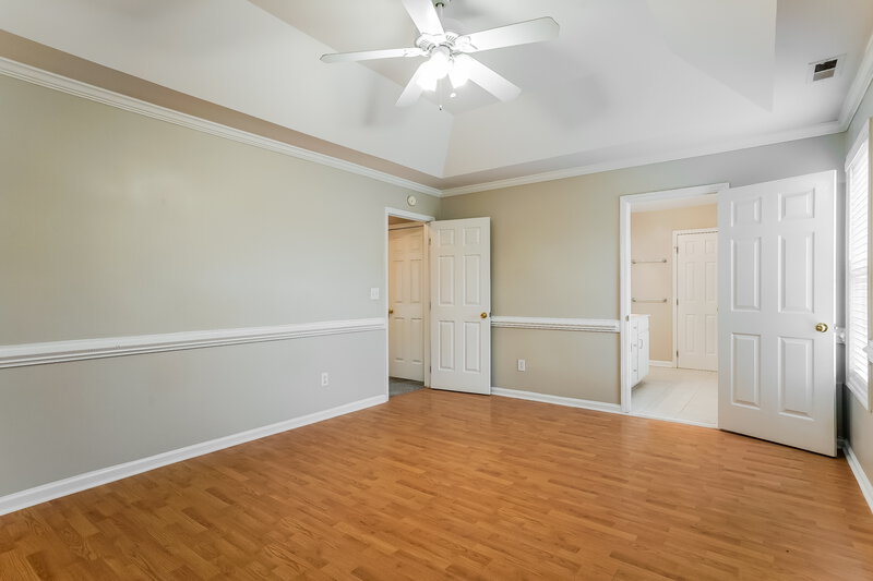 1,800/Mo, 512 Waterford Dr Clayton, NC 27520 Main Bedroom View 2