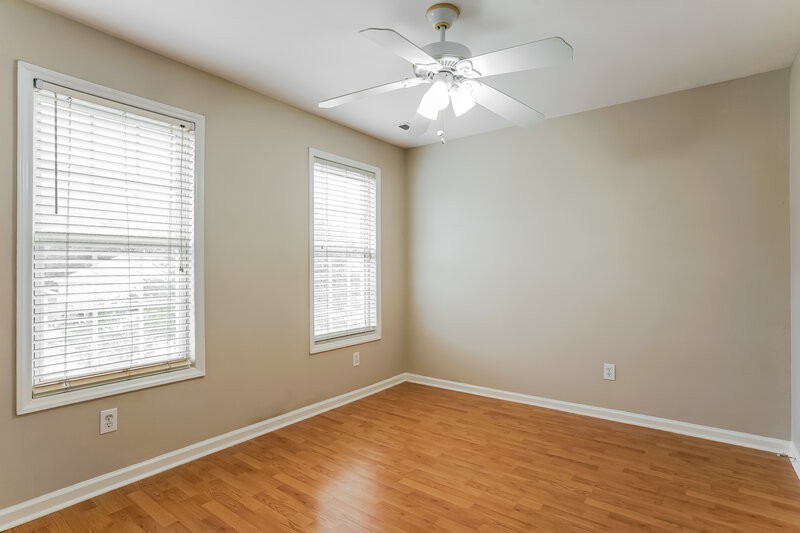 1,800/Mo, 512 Waterford Dr Clayton, NC 27520 Bedroom View 2