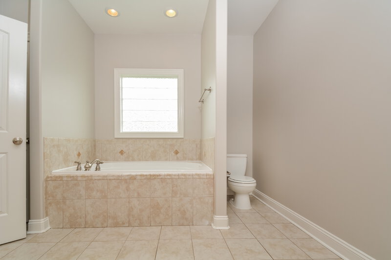 2,590/Mo, 684 Winding Oak Way Clayton, NC 27520 Misc View 6