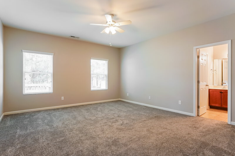 2,525/Mo, 110 Cinder St Knightdale, NC 27545 Main Bedroom View