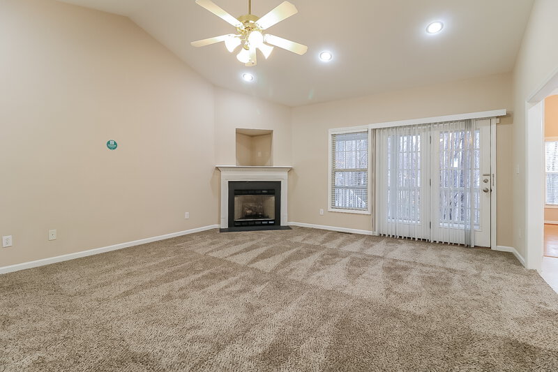 1,790/Mo, 115 Lily Crossing Clayton, NC 27527 Living Room View 2