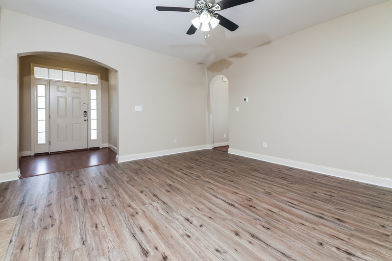 1,730/Mo, 12 Wensley Ct Clayton, NC 27527 Living Room View 2