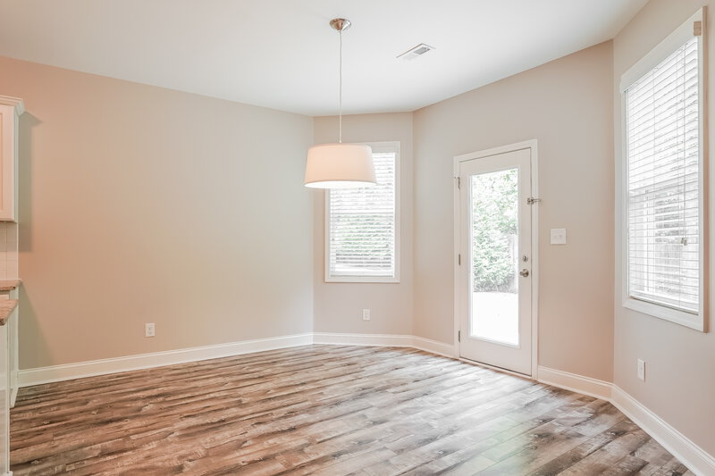 1,955/Mo, 100 Alcock Ln Youngsville, NC 27596 Dining Room View