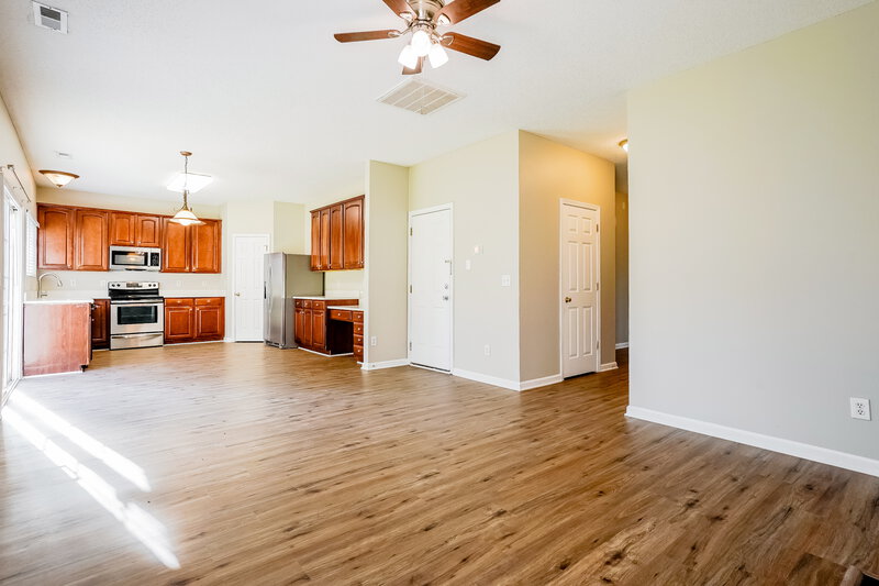 2,300/Mo, 816 Stackhurst Way Wake Forest, NC 27587 Living Room View 2