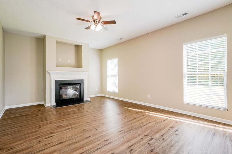 2,300/Mo, 816 Stackhurst Way Wake Forest, NC 27587 Living Room View 3