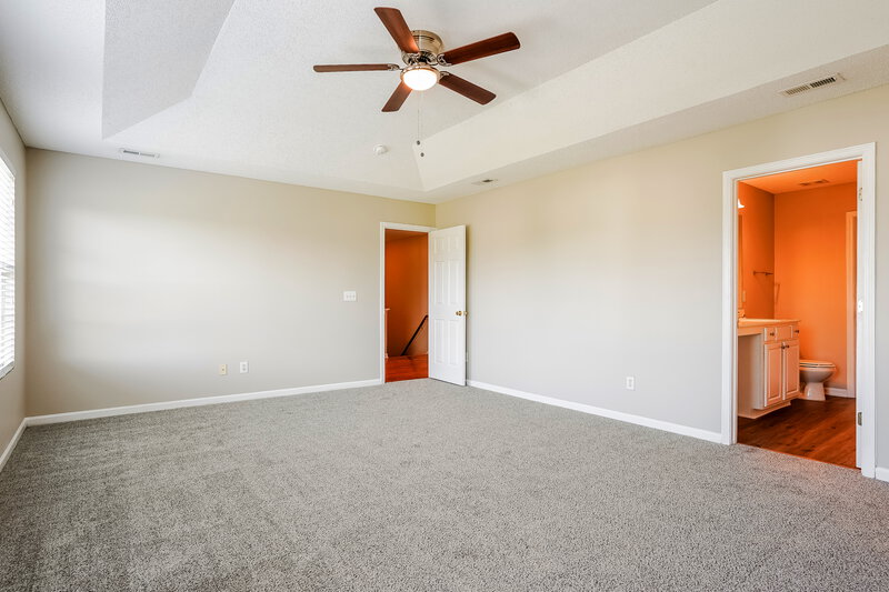 2,300/Mo, 816 Stackhurst Way Wake Forest, NC 27587 Main Bedroom View