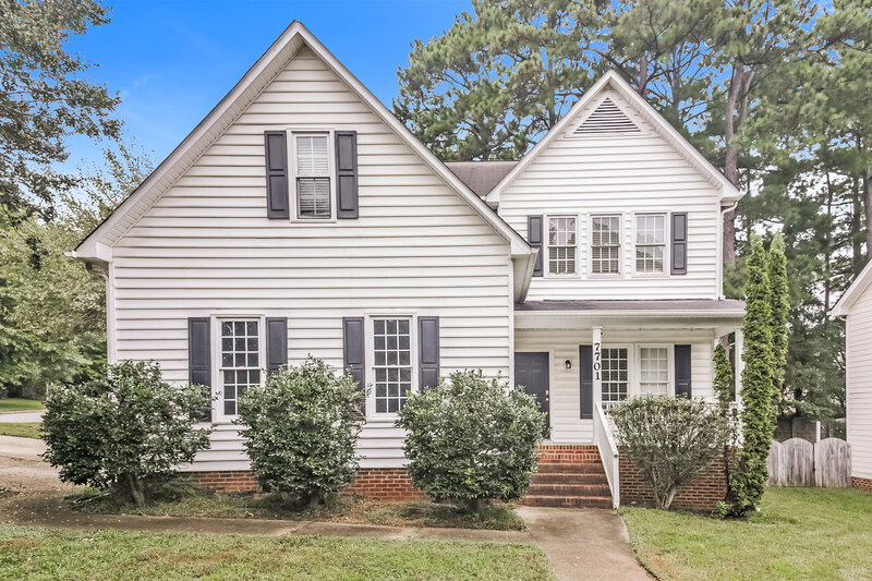 2,145/Mo, 7701 Harps Mill Woods Run Raleigh, NC 27615 External View