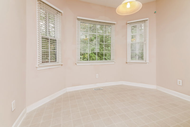 2,145/Mo, 7701 Harps Mill Woods Run Raleigh, NC 27615 Breakfast Nook View