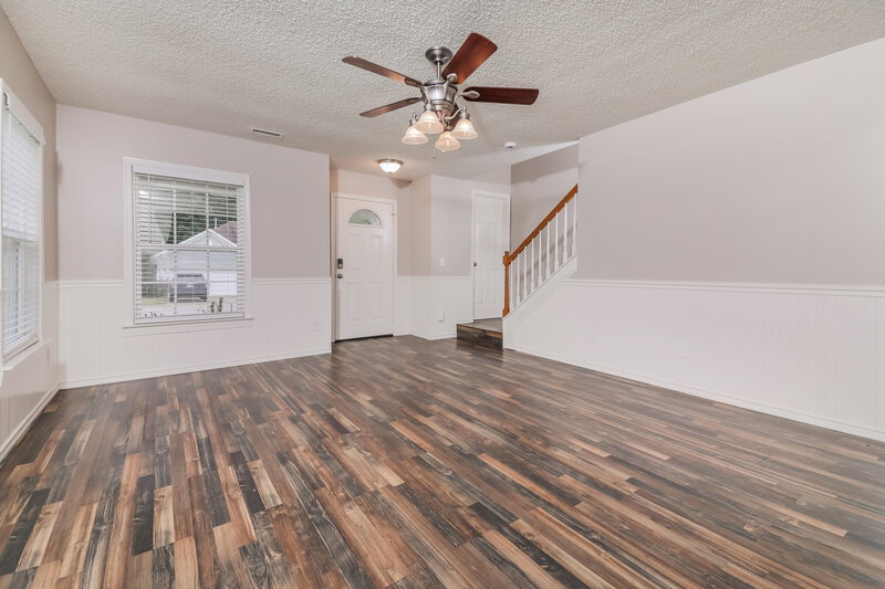 1,695/Mo, 506 Averasboro Dr Clayton, NC 27520 Living Room View 2