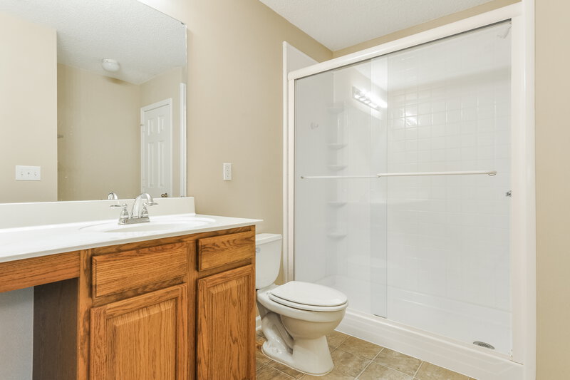 2,245/Mo, 2929 Glade Aster Ct Raleigh, NC 27604 Master Bathroom View