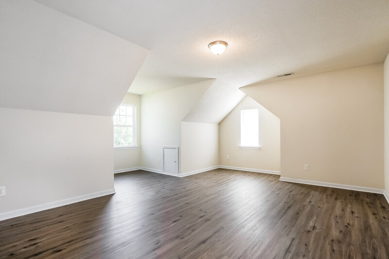 2,215/Mo, 1056 S Philwood Ct Fuquay Varina, NC 27526 Family Room View