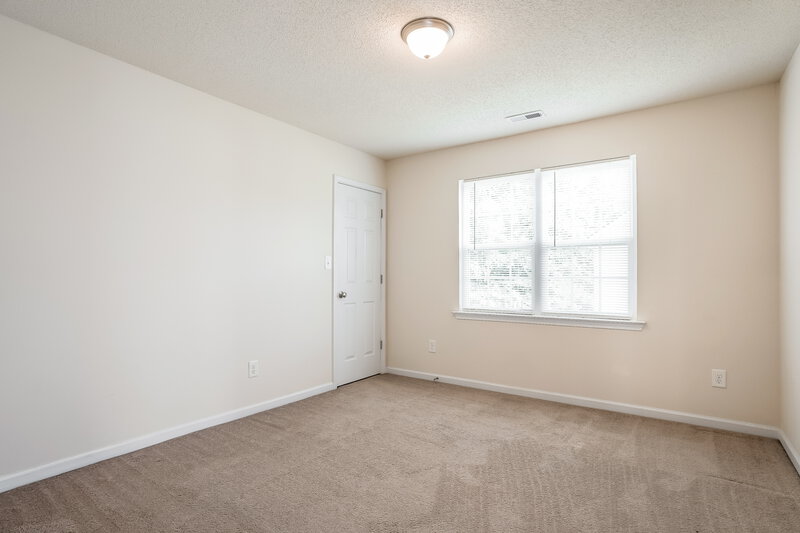 2,215/Mo, 1056 S Philwood Ct Fuquay Varina, NC 27526 Bedroom View 3