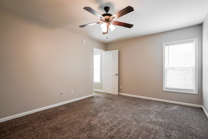 1,595/Mo, 3879 Pin Oak Rd Raleigh, NC 27604 Bedroom View 2