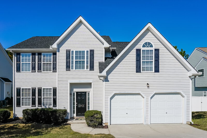 2,295/Mo, 2213 Flowing Dr Raleigh, NC 27610 External View