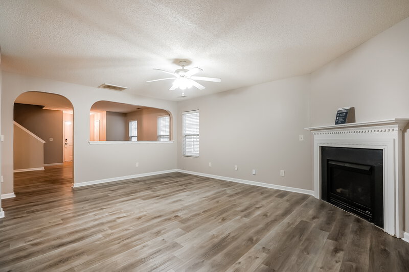 1,850/Mo, 205 Brookhaven Dr Clayton, NC 27527 Living Room View 2