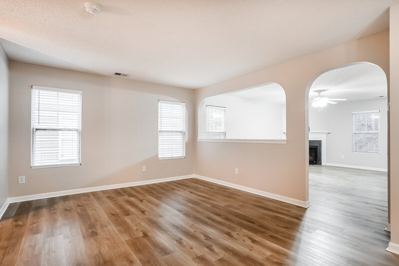 1,850/Mo, 205 Brookhaven Dr Clayton, NC 27527 Sitting Room View