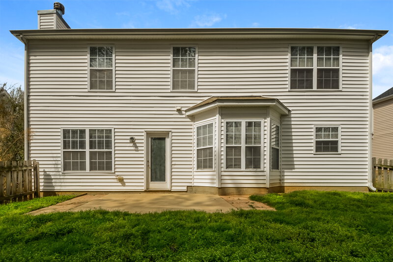 2,690/Mo, 501 Pyracantha Dr Holly Springs, NC 27540 Rear View