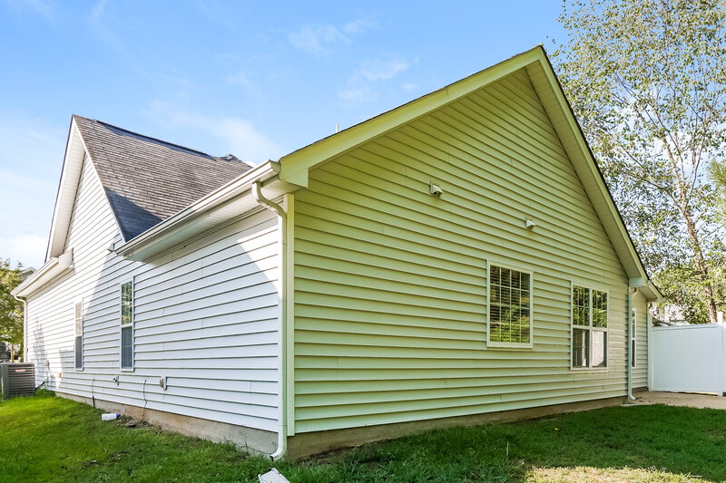 2,115/Mo, 329 Braxman Ln Holly Springs, NC 27540 Rear View