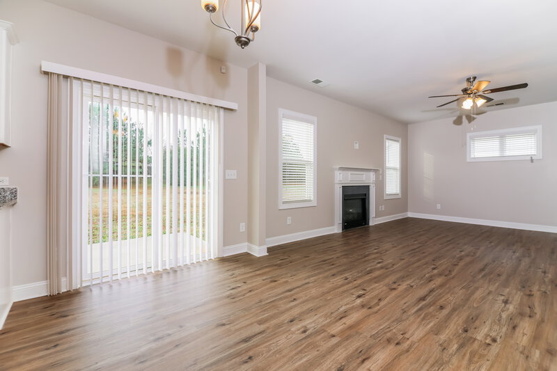 1,870/Mo, 80 Leaf Spring Way Youngsville, NC 27596 Breakfast Nook View