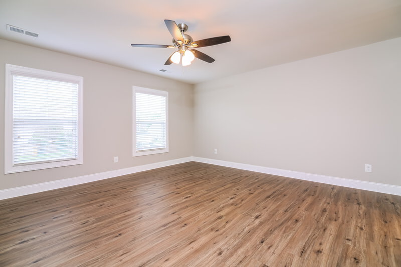 1,870/Mo, 80 Leaf Spring Way Youngsville, NC 27596 Main Bedroom View