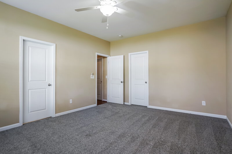 2,030/Mo, 4011 Massey Wood Trl Raleigh, NC 27616 Main Bedroom View 2