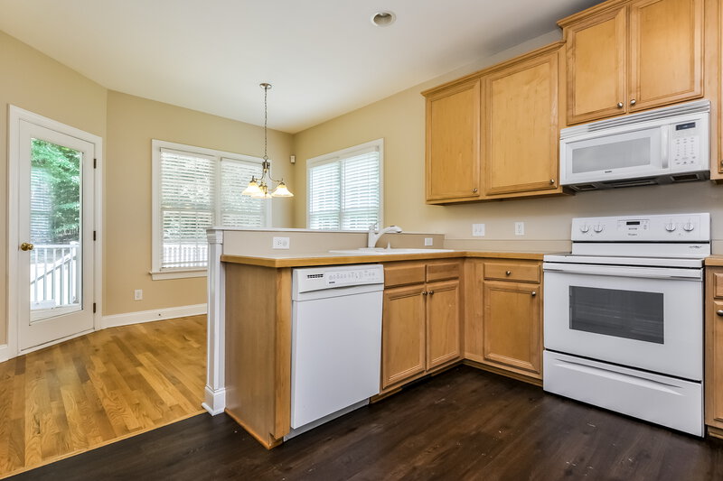 3,250/Mo, 420 Longbourn Dr Wake Forest, NC 27587 Kitchen View