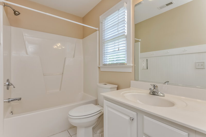 3,250/Mo, 420 Longbourn Dr Wake Forest, NC 27587 Bathroom View