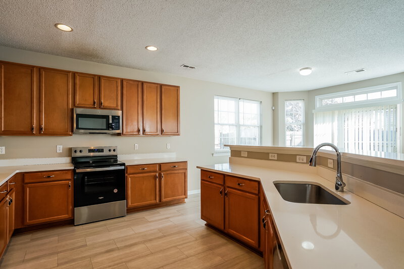 1,995/Mo, 6011 Paducah Dr Raleigh, NC 27610 Kitchen View 2