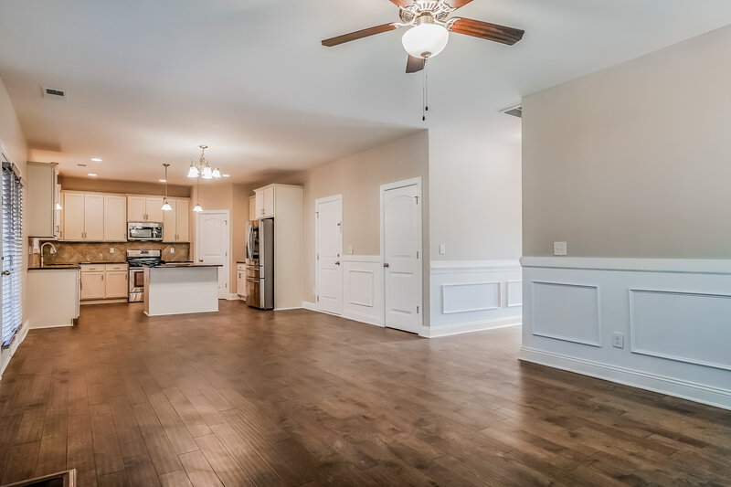 2,250/Mo, 503 Holden Forest Dr Youngsville, NC 27596 Living Room View 2