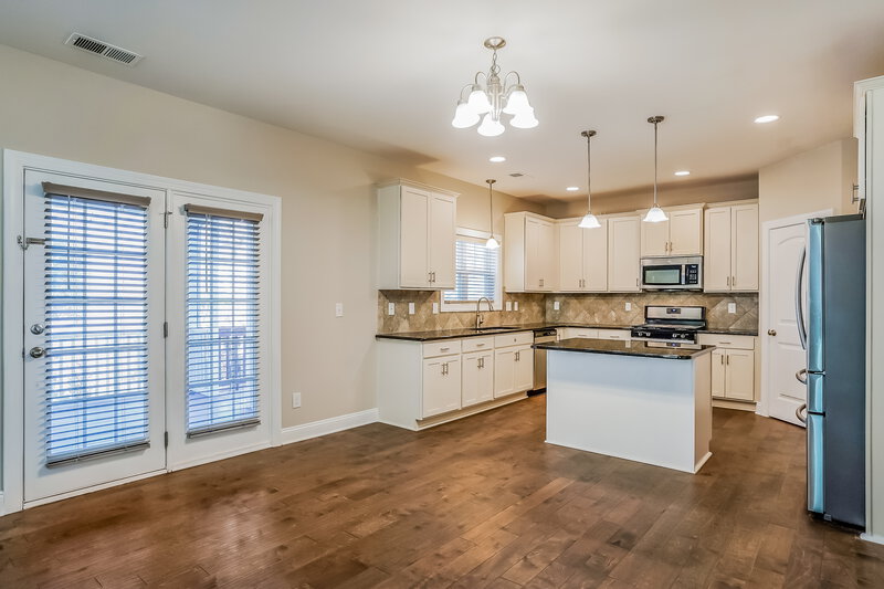 2,250/Mo, 503 Holden Forest Dr Youngsville, NC 27596 Breakfast Nook View