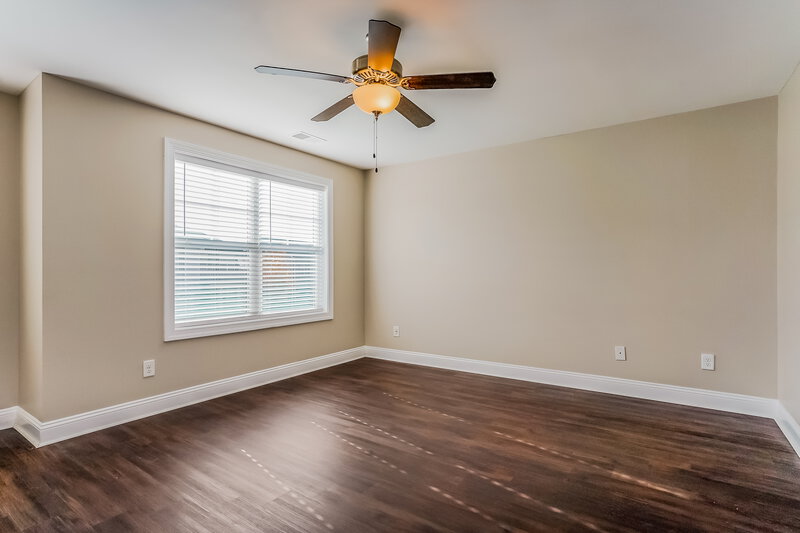 2,250/Mo, 503 Holden Forest Dr Youngsville, NC 27596 Main Bedroom View