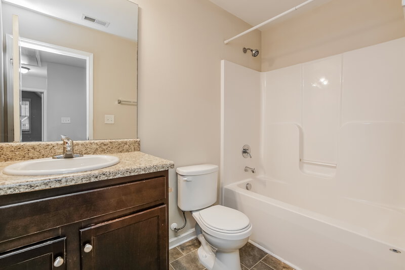 3,060/Mo, 536 McCarthy Dr Clayton, NC 27527 Bathroom View