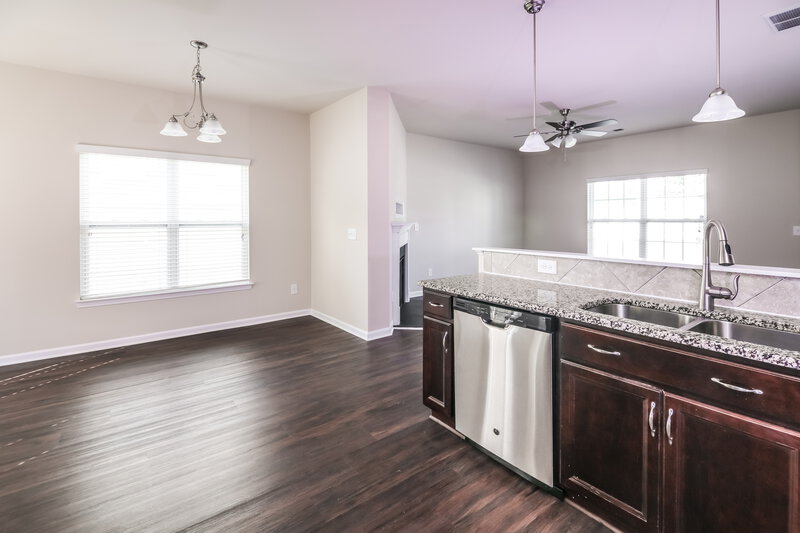 1,865/Mo, 280 Lakemont Dr Clayton, NC 27520 Kitchen View 2