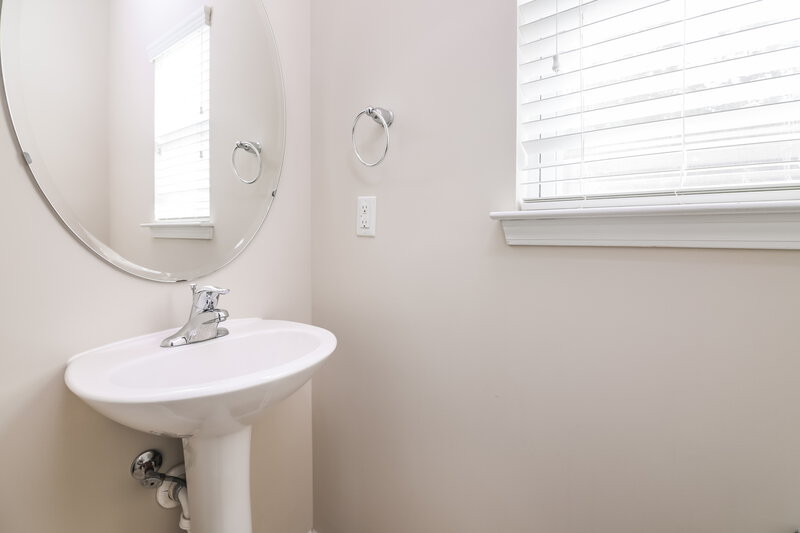 1,865/Mo, 280 Lakemont Dr Clayton, NC 27520 Bathroom View 2