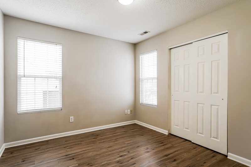 1,810/Mo, 4449 Snowcrest Ln Raleigh, NC 27616 Bedroom View