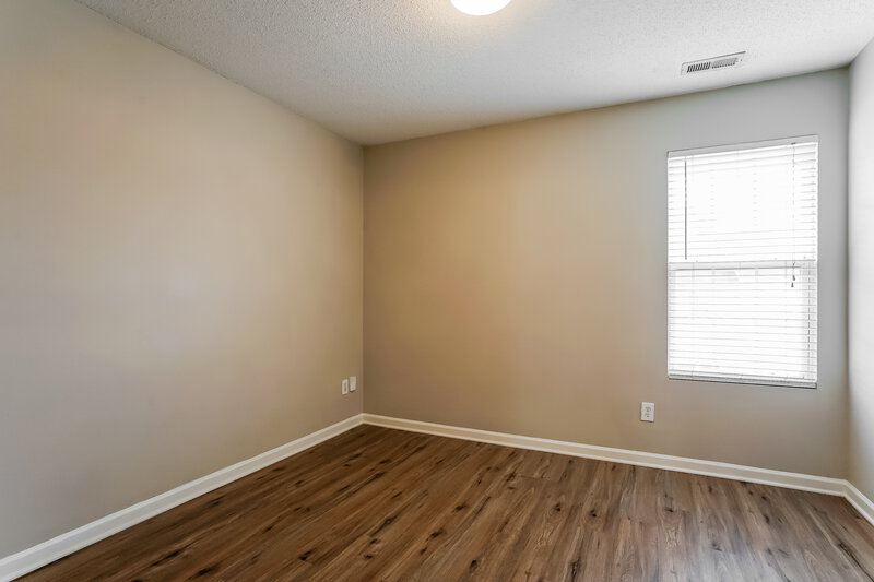 1,810/Mo, 4449 Snowcrest Ln Raleigh, NC 27616 Bedroom View 4