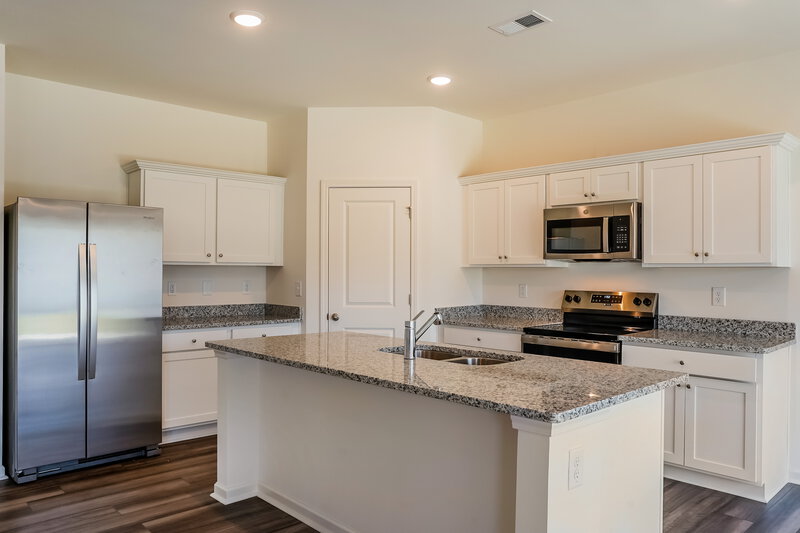 2,205/Mo, 192 Babbling Brk Dr Wilson's Mills, NC 27520 Kitchen View