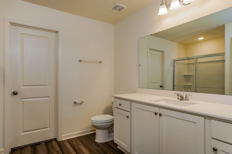 2,205/Mo, 192 Babbling Brk Dr Wilson's Mills, NC 27520 Main Bathroom View