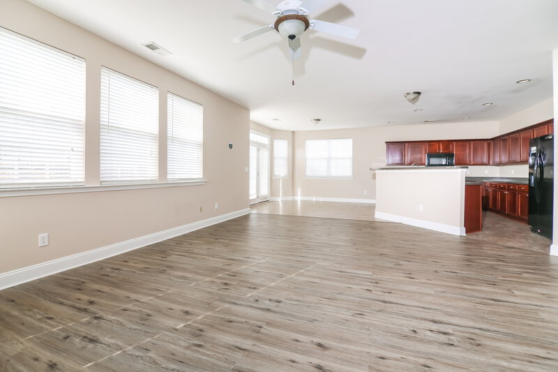 2,830/Mo, 5213 Meryton Park Way Raleigh, NC 27616 Family Room View 2