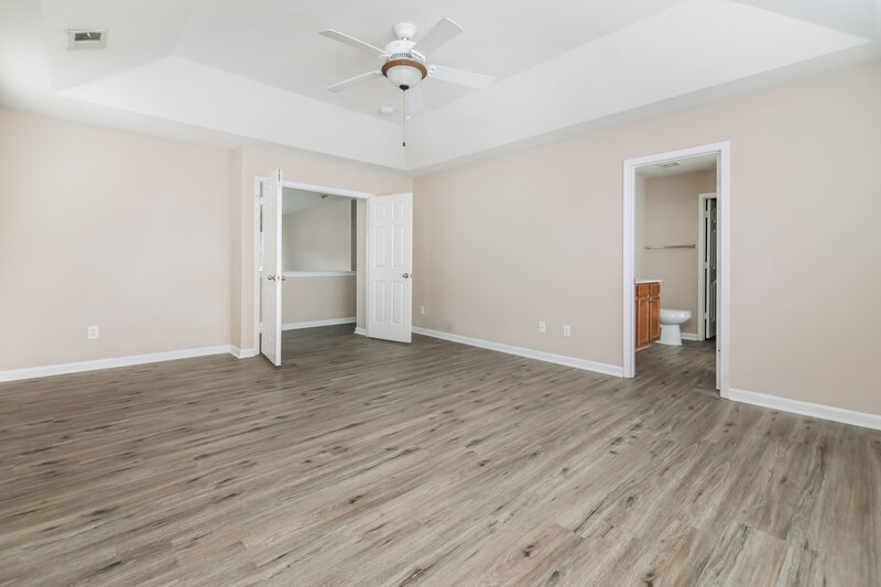 2,830/Mo, 5213 Meryton Park Way Raleigh, NC 27616 Main Bedroom View