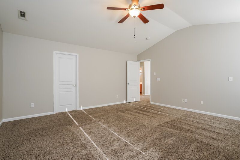 1,910/Mo, 360 Stobhill Ln Holly Springs, NC 27540 Main Bedroom View 2